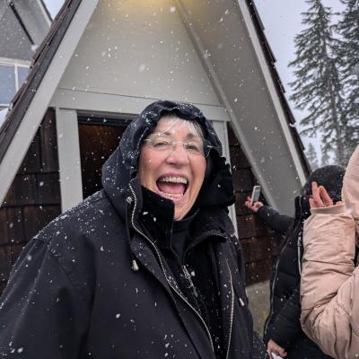 Pxl 20241218 232209661